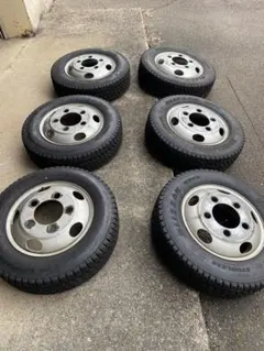 ブリヂストン BLIZZAK 205/70R16 6本　LT 2tトラック