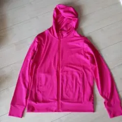 UNIQLO UVカット ピンクパーカー 150