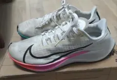 ナイキ　エアズーム　ペガサス　37　ランニングシューズ　スニーカー　靴　25cm