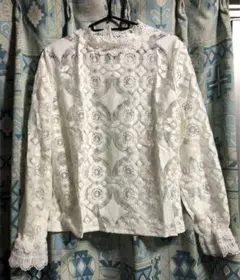 新品保管品❤️自宅保管　ホワイト レース 長袖ブラウス　M