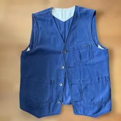 Item thumbnail for item f74da891-39e0-43a5-a8ba-cd1d03f482fe