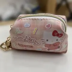 サンリオキャラクターズ　キティ　キャラメルポーチ　ハローキティモデル