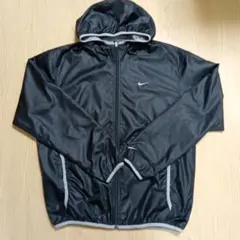 Nike フード付きウィンドブレーカー ブラック