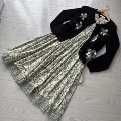 ピンクハウス♡ホワイトクローバーワンピース➕カーディガンのサムネイル
