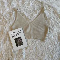 【未使用品】ニットビスチェ　キャミニット　アイボリー　美品