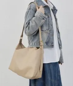 A4対応大容量ショルダーバッグ