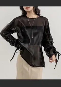 シースルーブラック長袖　ブラウス