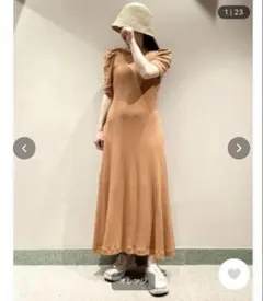 【美品】SNIDEL スナイデル バックオープンカットワンピース　FREE