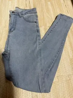 Item thumbnail for item b8b7b4ae-2e73-43d9-8a3c-4320ec25d309