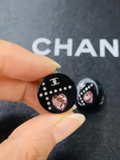 CHANEL ハート型クリスタル イアリング