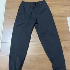 UNIQLOウルトラストレッチアクティブジョガーパンツ