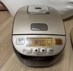 ZOJIRUSHI 炊飯器 NL-BS05 本体のサムネイル