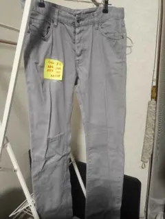 H＆Mグレー スリムフィット パンツ Mサイズ