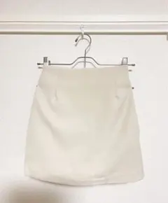 新品　未使用　台形スカート　インパン付き　ベージュ