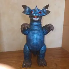 MARMIT ソフビ バグン 青色成型 メルカリ