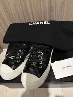 CHANELココネージュキルティングスニーカー新品未使用品輝く