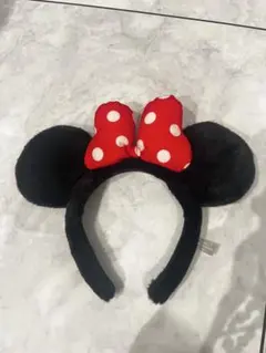 ミニーマウス カチューシャ 黒と赤