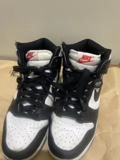 NIKE ブラック/ホワイト ハイカットスニーカー