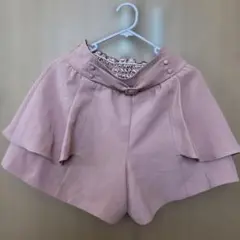 ウィルセレクション　フリル付きピンクショートパンツ
