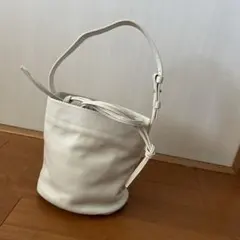 Item thumbnail for item 3e17b5b8-fea8-4a27-9325-dfa1e72cb6cb