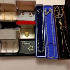 8【遺品整理・生前整理】カメオ　ネックレス　イヤリング　ピアス