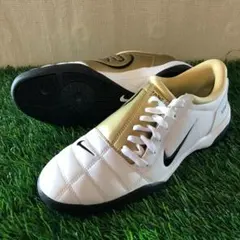 カ*エ様 値下げしました‼️【廃盤】NIKE TOTAL90 TF 26cm ト - メルカリ