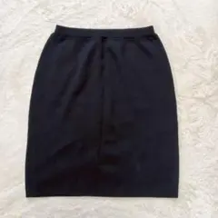 ESCADA 黒 タイトスカート ひざ丈 シンプルのサムネイル