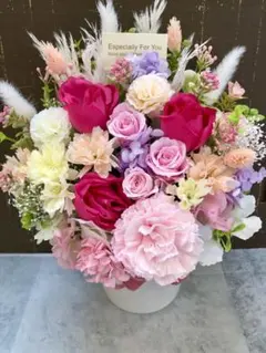 Item thumbnail for item b45ca176-3f36-427f-b1ef-64c8d56a48c1