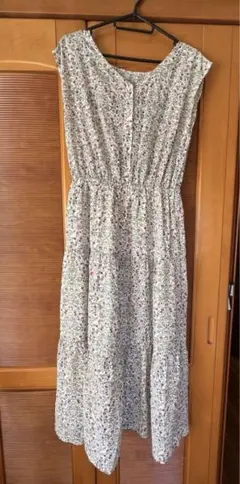 continuer de NICE CLAUP花柄ロングワンピース　フリーサイズ