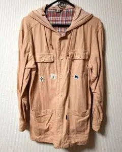 carhartt フード付きベージュパーカー