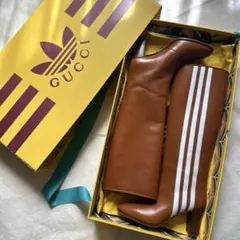 GUCCI レッド ベルベット パンプス 22.5㎝ 箱付き - メルカリ