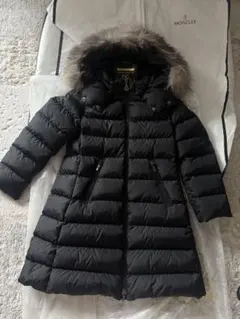 MONCLER キッズダウンジャケット ファー付き ブラック