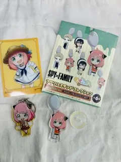 SPY×FAMILY アーニャ アクリルキーホルダー