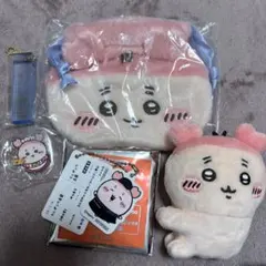 カニちゃん　古本屋　まとめ売り　ちいかわレストラン　キーホルダー　ぬいぐるみ