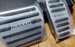 ２点セットネジ不要■NISSAN日産 現行型 ブレーキ／アクセル アルミペダルのサムネイル