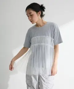 【新品未使用】ELENCARE DUE チュールドッキングTEE 半袖　Tシャツのサムネイル