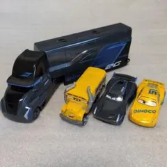 トミカ カーズ カーボンレーサー 2台セット カーズ トミカ10周年スペシャルサイト｜カーズ トミカ｜商品情報