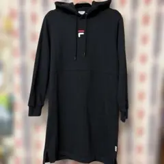 FILA ブラック フード付きワンピース