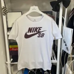 NIKE SB ナイキ エスビー Tシャツ DRI-FIT 白 ロゴ 半袖