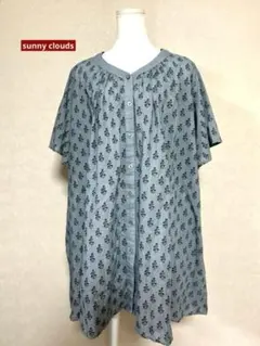 大きいサイズ　3L Sunny clouds 木版柄のチュニック　ブラウスのサムネイル
