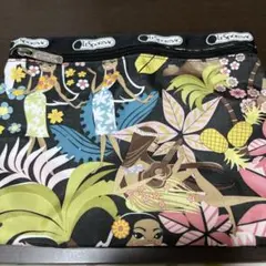 LeSportsac ハワイアンプリント ポーチ