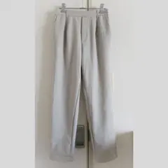 GU 起毛タックテーパードパンツ ベージュ