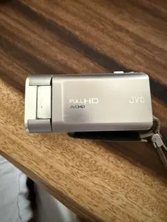 JVC Everio 60xダイナミックズームビデオカメラ - メルカリ