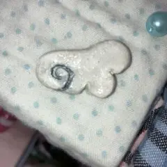 羽　手作りハンドメイド　ご希望の方キーホルダーかネックレスに変更可