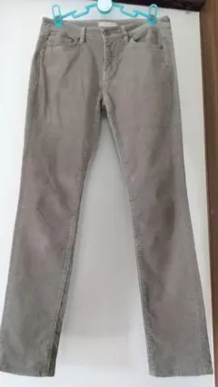 ユニクロ 薄グレー コーデュロイ スキニーパンツ 裏起毛 63.5cm