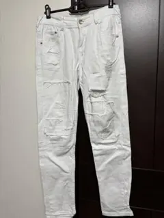 ZARAボーイフレンドデニム　ダメージ加工