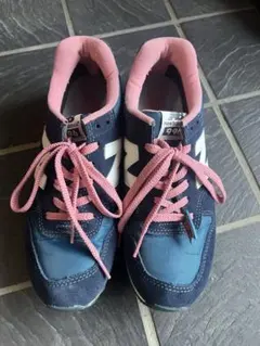 【美品】ニューバランス　スニーカー