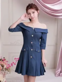 【アン】オフショルダーハーフスリーブボタンプリーツAラインミニドレス