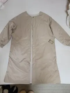 ベージュ リバーシブル中綿アウター 金具付き