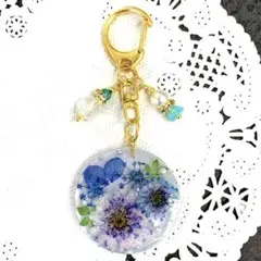 ドライフラワー　薔薇　マトリカリア　ネックレス　レジン ドライフラワー 薔薇 マトリカリア ネックレス レジン - メルカリ